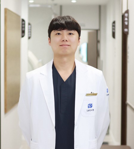 김정인